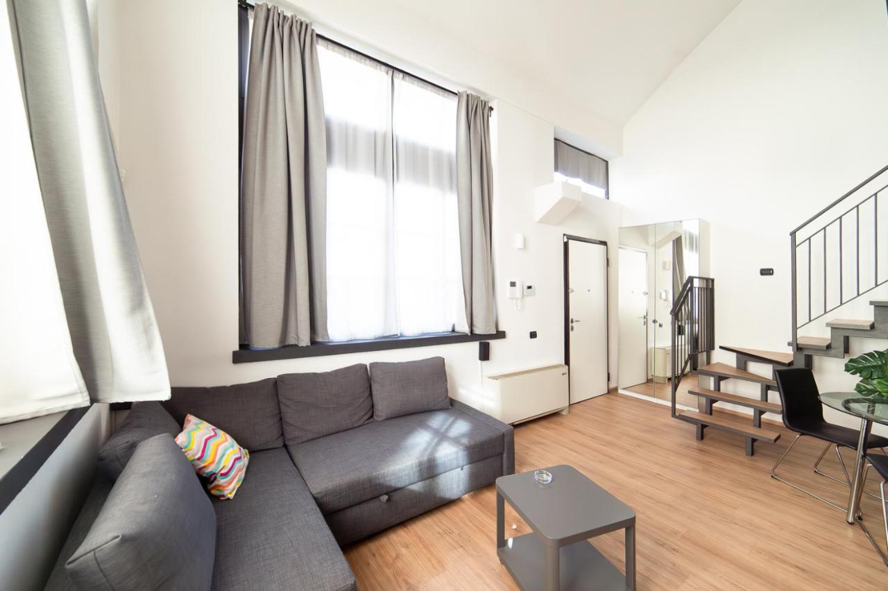 Hbhall Prada Loft 40 Apartment Milan